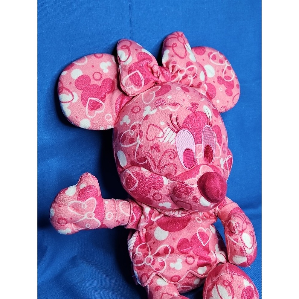 Disney Parks Minnie Mouse Poseable Plush Doll Pink‎ All Over Print Hearts 16"